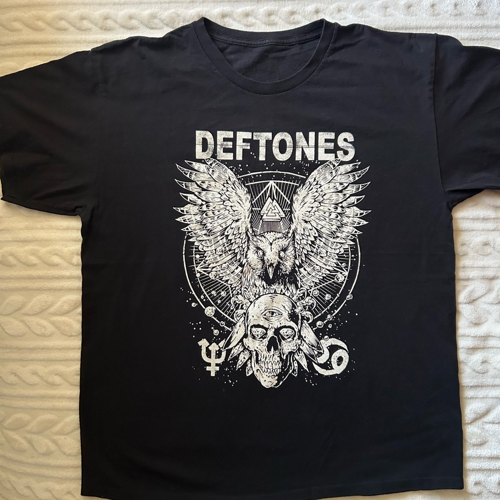 Deftones Black T-shirt